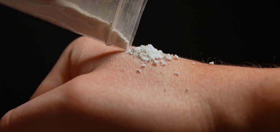 Buprenorphine addiction dust using
